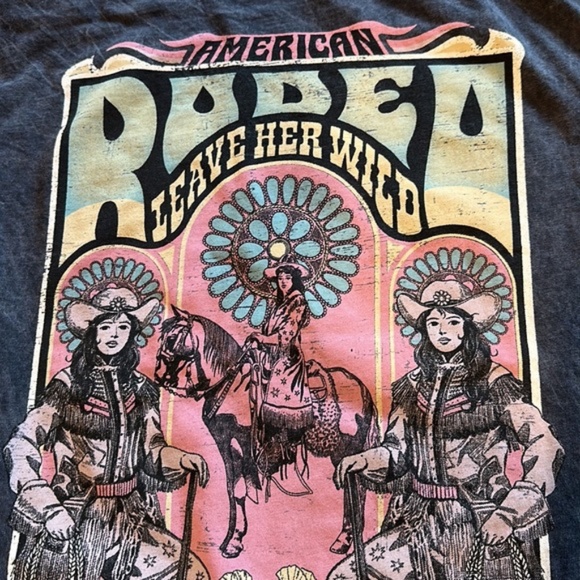 SOLD OUT Vintage Black Mineral Wash Leave Her Wild Rodeo Western Oversized - Picture 2 of 2